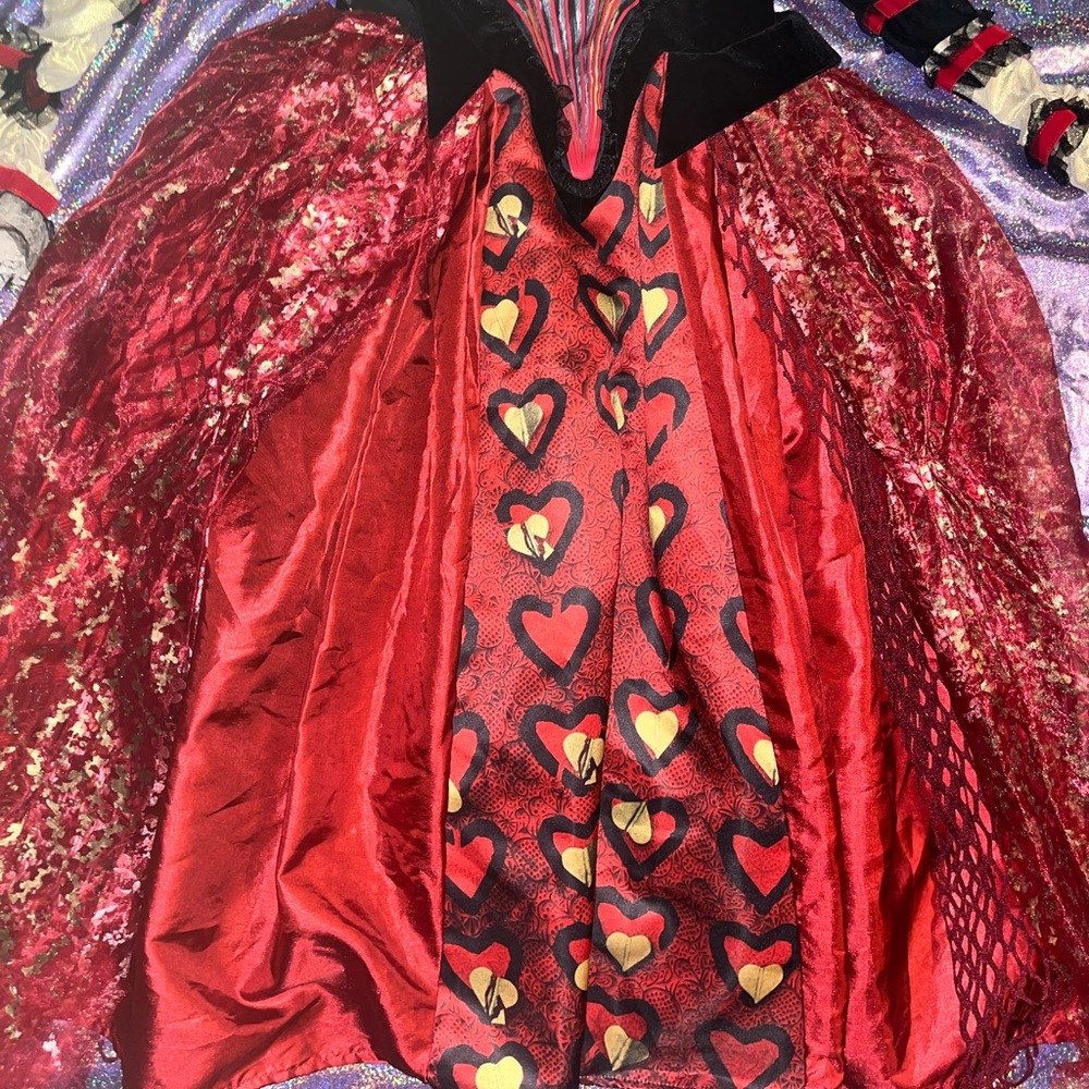 RARE Disney Alice In Wonderland Red Queen costume - Picture 2 of 7